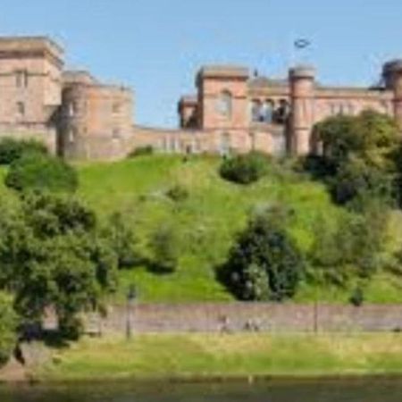 Inverness City Apartments - Modern & Bright Apartment Close To Raigmore Hospital & Shops Inshes Екстериор снимка